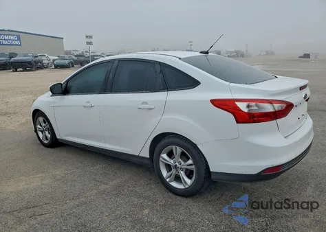 2014 Ford Focus Se z USA, uszkodzony, nr VIN 1FADP3F27EL377833